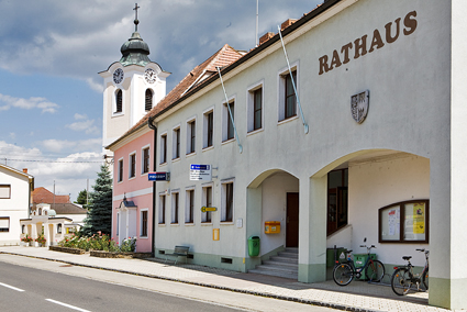 Bernhardstal